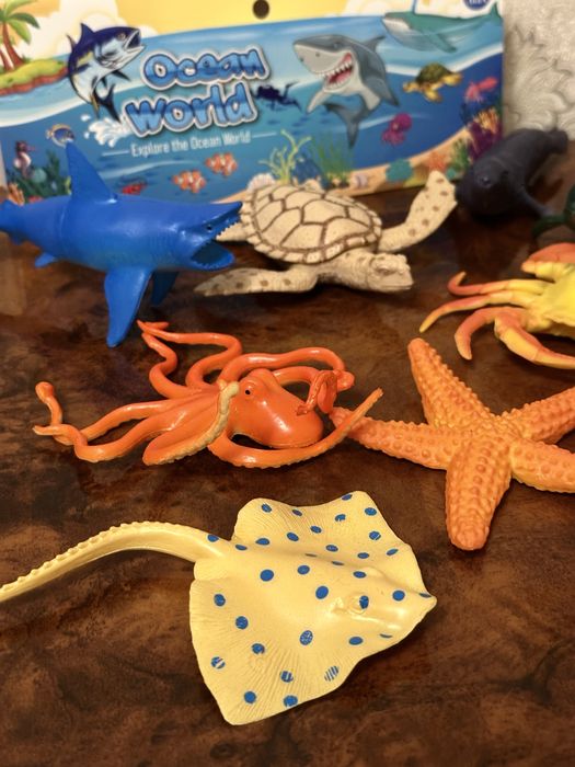 Набір морьких тварин . Фігурки жителів моря та океану