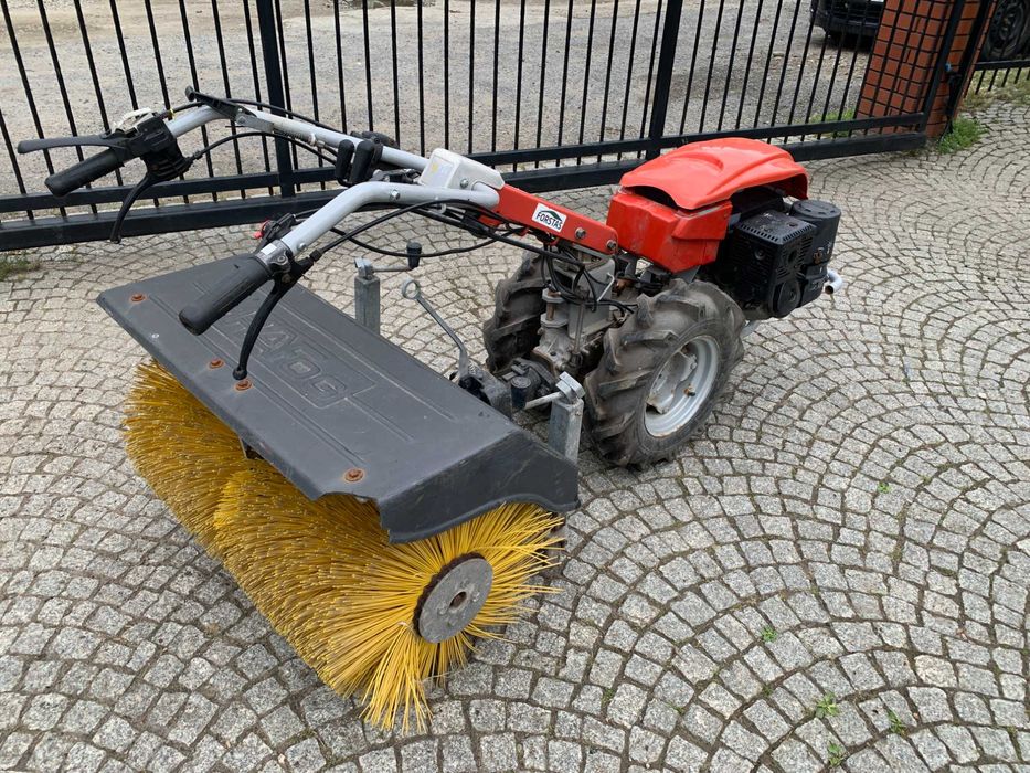 Traktorek jednoosiowy Mikrociągnik Zamiatarka Kohler Emak 10 KM Nośnik