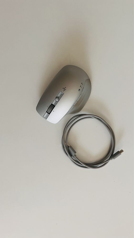 Vendo Rato HP Wireless Silver 930 Creator