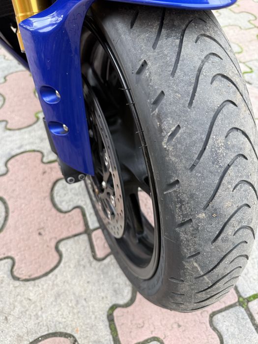 Yamaha R1 crossplane розмитнена