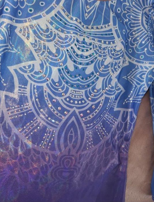 Купальник для танців та гімнастики.