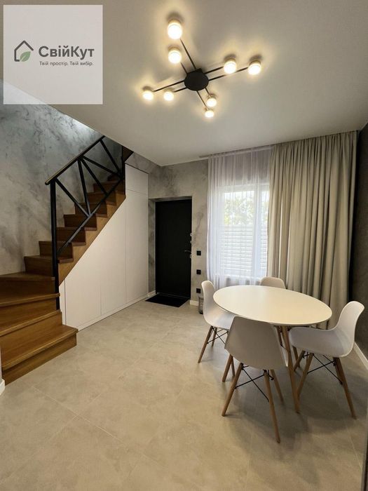 Продаж  Таунхауса з ремонтом та меблями  у Білогородці!