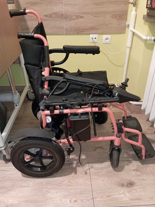 Wózek elektryczny z pęknięta ramą ASM-ELECTRIC ASMEDI  plus Ładowarka