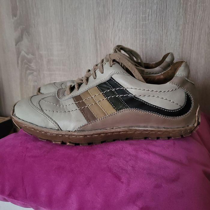 SPRZEDAM buty skórzane rozmiar 40