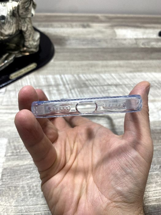 Чохол на iPhone 17 Pro Max з MagSafe!