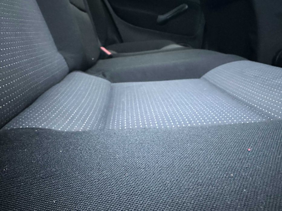 Фольксваген Гольф  1.6 АКПП