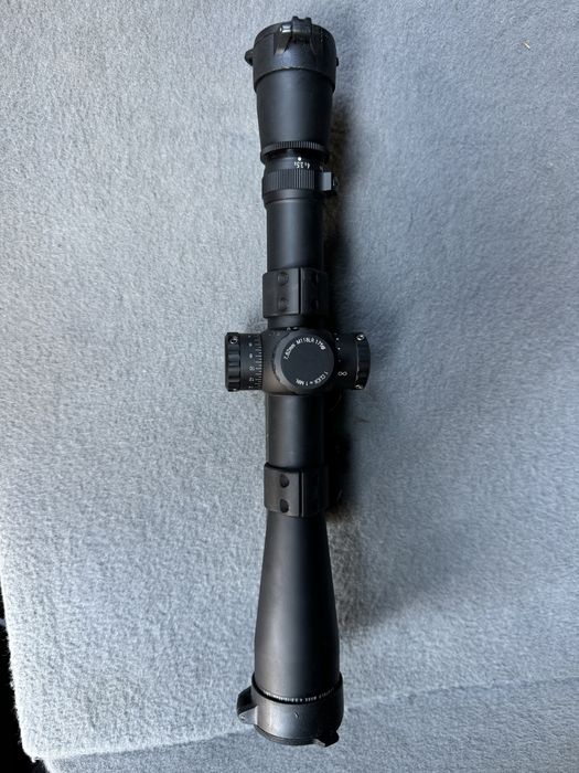 Приціл Leupold Mark4