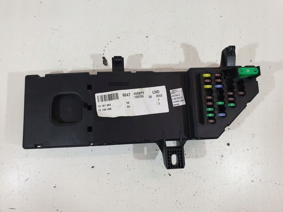 MODUŁ BSI 13181984 OPEL VECTRA C SIGNUM 2.2B