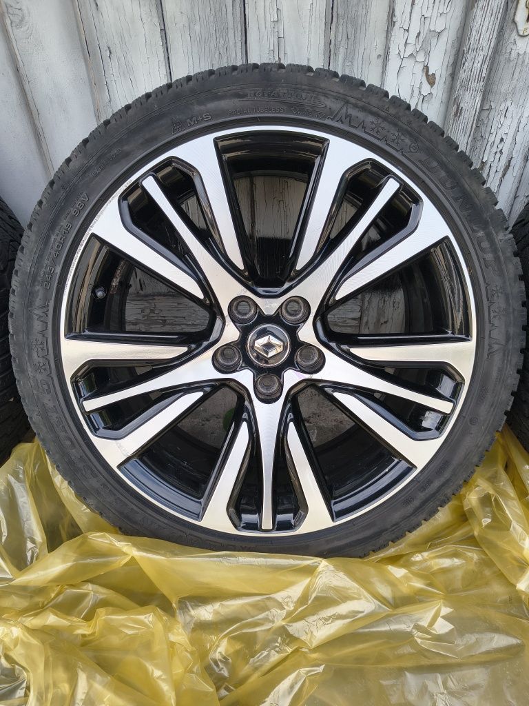 Koła Felgi Renault 19" Initiale Paris Talisman z oponami zim. Dunlop
