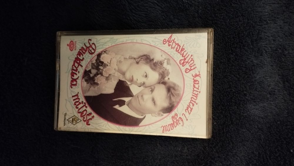 Atrakcyjny Kazimierz kaseta magnetofonowa