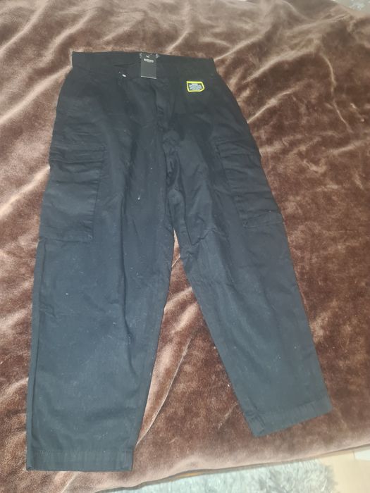 Spodnie chłopięce męskie  bojówki czarne Burton London rozmiar 32