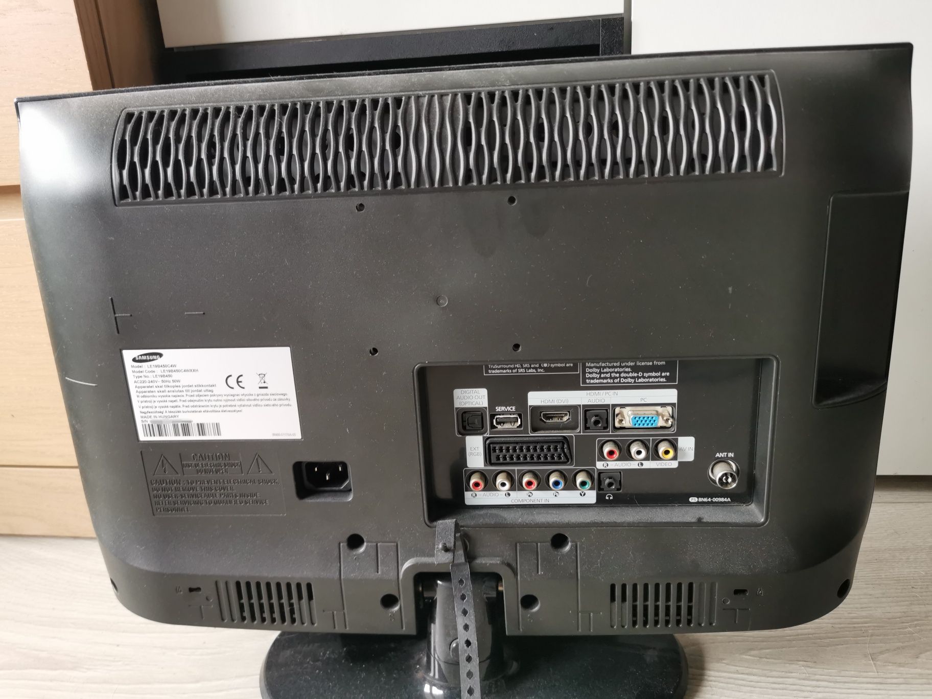 Telewizor Samsung LE19B450C4W