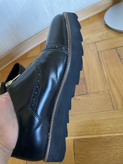 Туфлі броги Sisley жіночі чорні 38 розмір