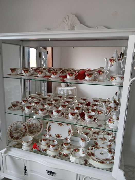 serviços chá/café  e outros Royal Albert