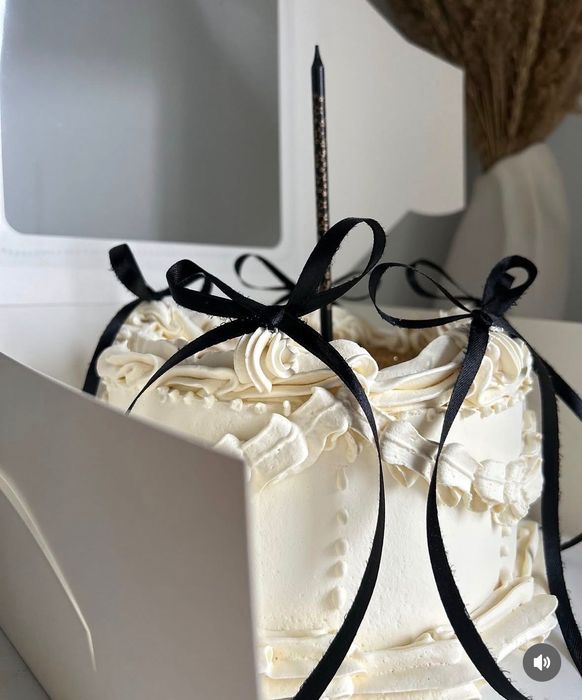 Торти на замовлення кафе-кондитерська SO.CO