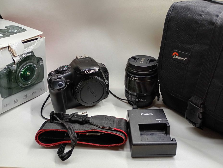 Фотоаппарат Canon EOS 1100D Kit 18-55 + сумка