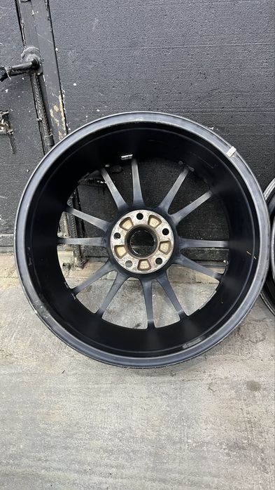 Oz racing Ultraleggera r18 8j 5/120