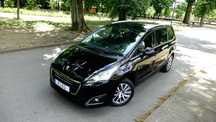 Peugeot 5008 . Head UP . . Panorama . . Klimatronik . . 2 x PDC . . Navi . . Kamera