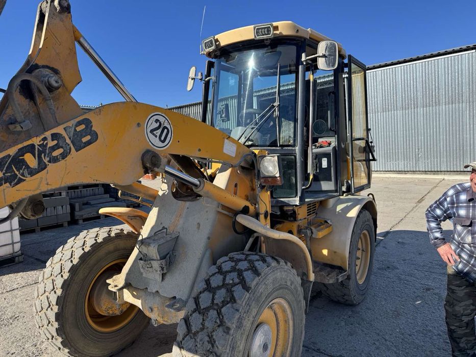 Продам фронтальный погрузчик JCB-408 2000 (фронтальний навантажувач)