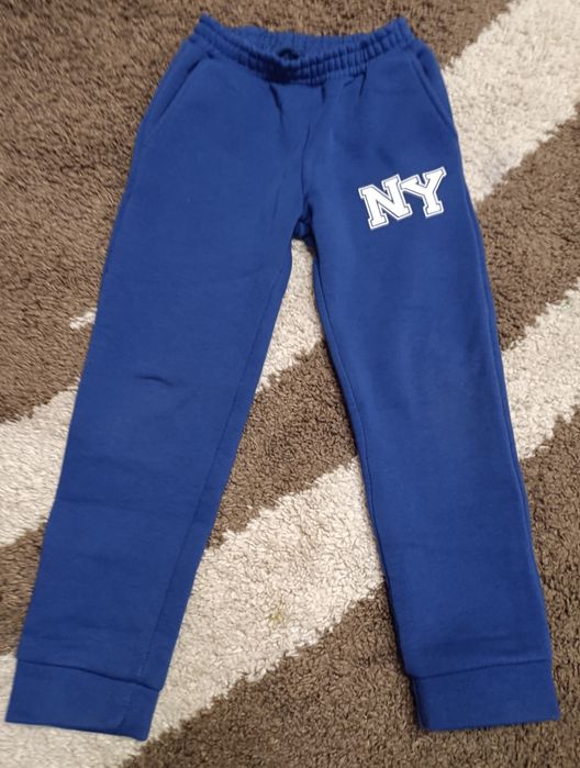 Штани на флісі на хлопчика 122р.