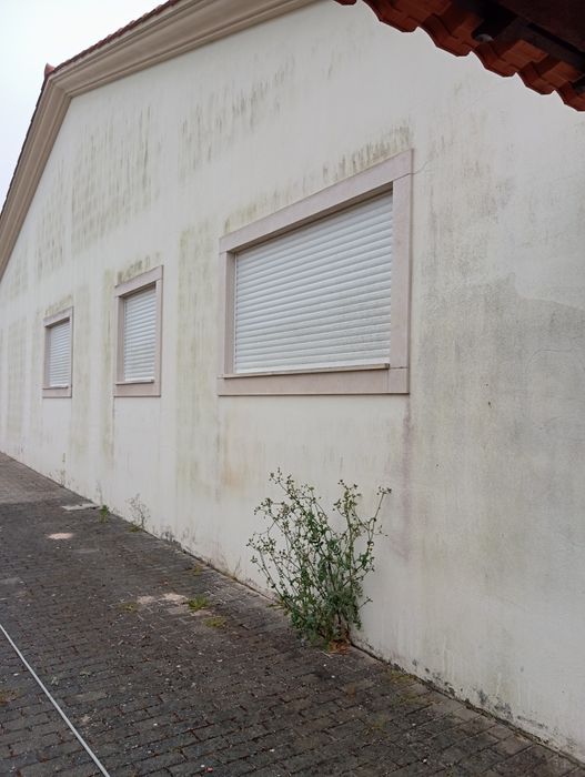 Lavagem telhados, calçadas e fotovoltaicos,. Isolamento de sótão