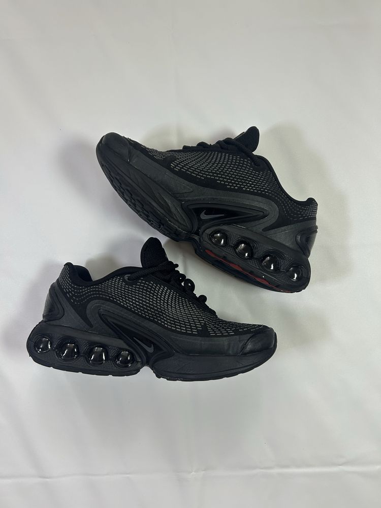 Nike Air Max DN 37