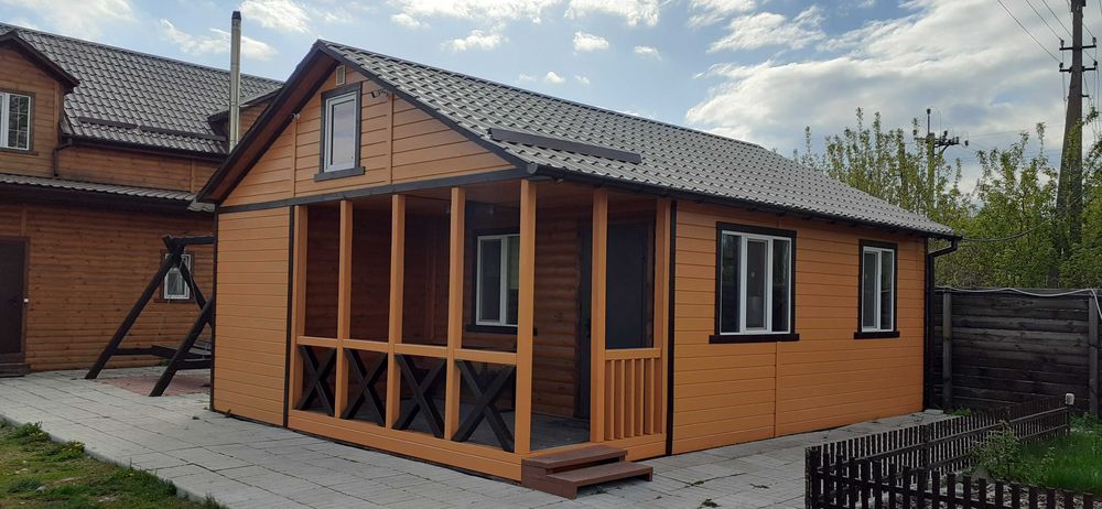 Стіл + лавки,дуб в альтанку,будки собачі.будинки дерев яні.