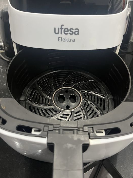 Air fryer Ufesa Elektra branca