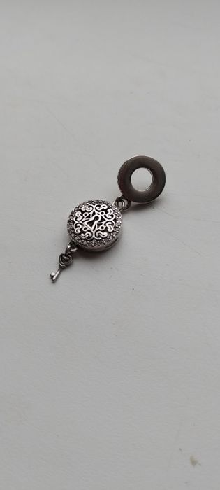 Бусина шарм серебро Пандора