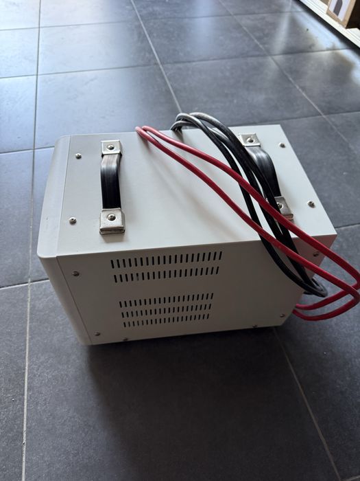 Інвертор / перетворювач напруги Kemot prosinus 2000 urz3407