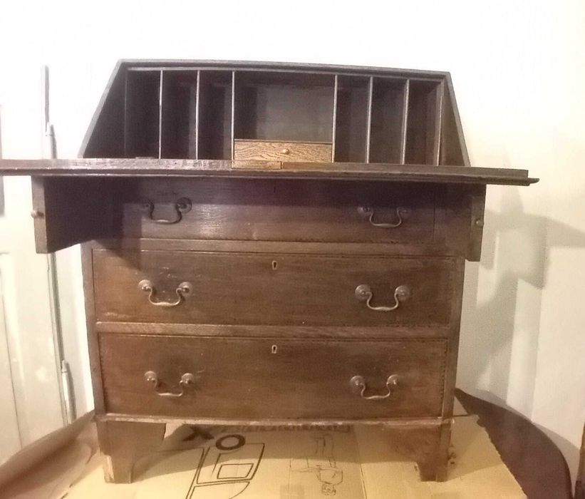 Sekretarzyk z nadstawką