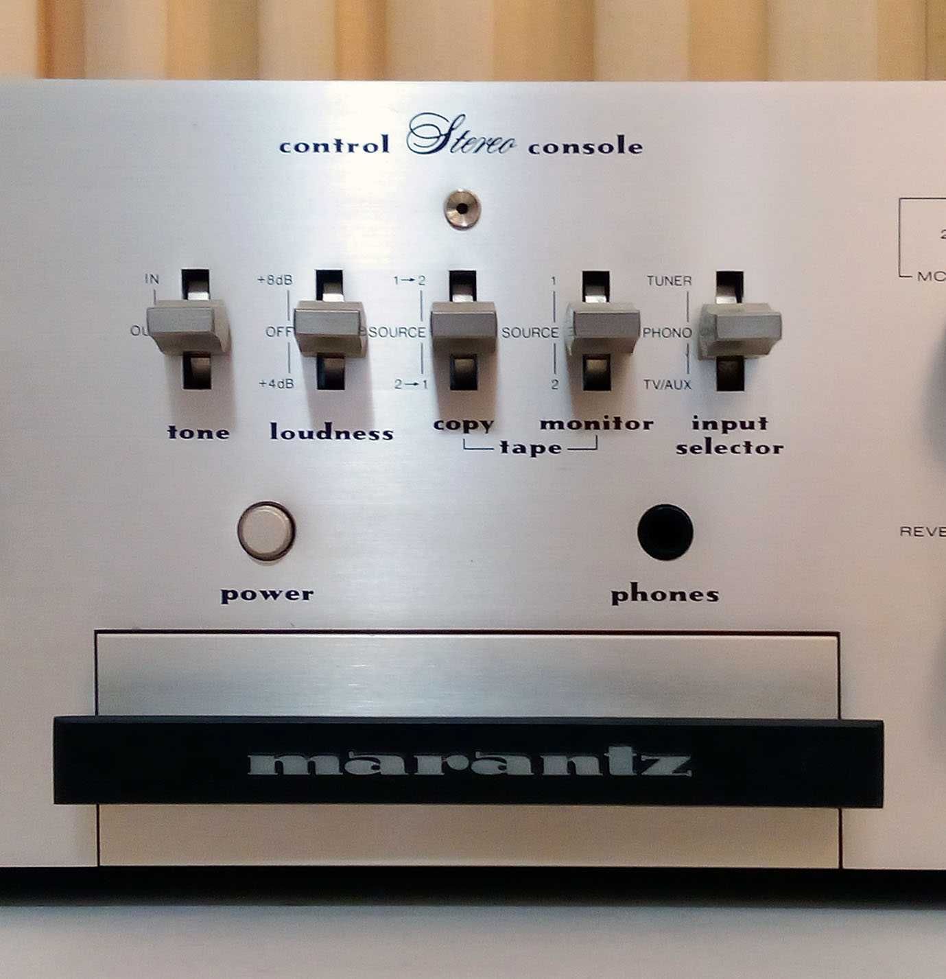 Pré-amplificador - Marantz - Esotec series SG-6