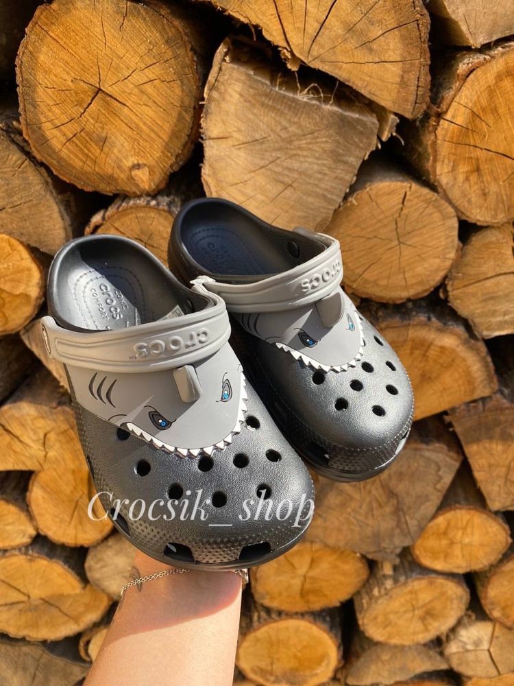 Дитячі крокси сабо crocs kids shark black