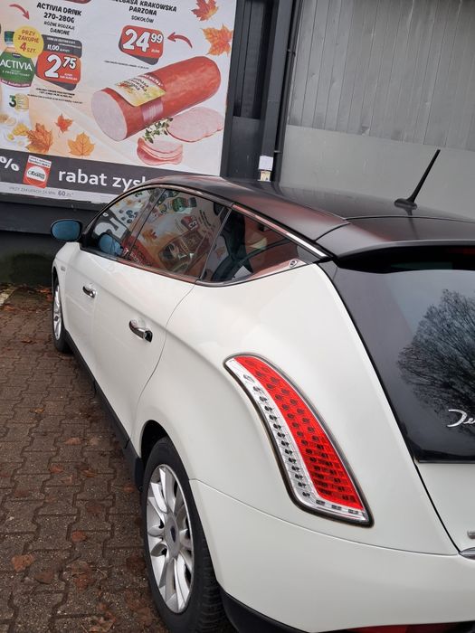 Sprzedam samochód osobowyLancia Delta