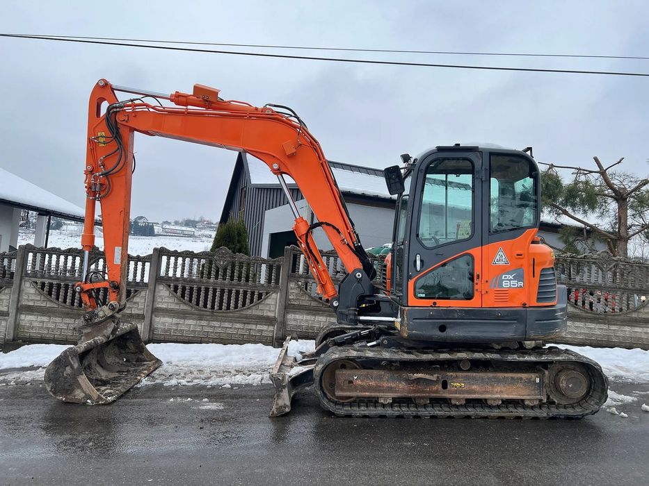 Doosan DX85R-3 * Koparka Gąsienicowa Doosan DX 85 * 8 Ton * Zerowy Obrys * Stan Bardzo Dobry * Midi Koparka * Klimatyzacja *  Sprowadzona 2018 Rok Waga 8600 kG jcb cat minikoparka dx80 bobcat E85