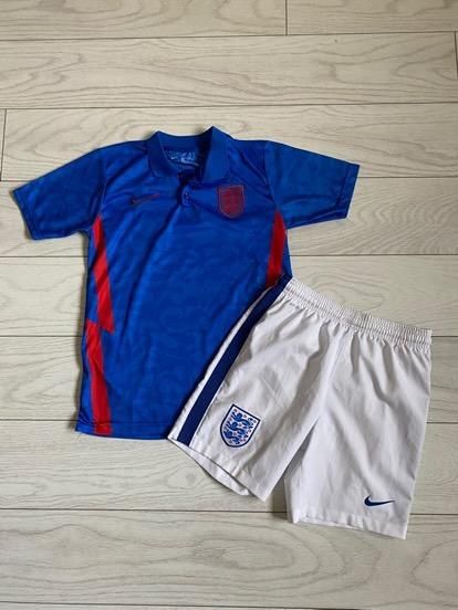 Футбольна форма nike 137-147 см зросту 10-12 років