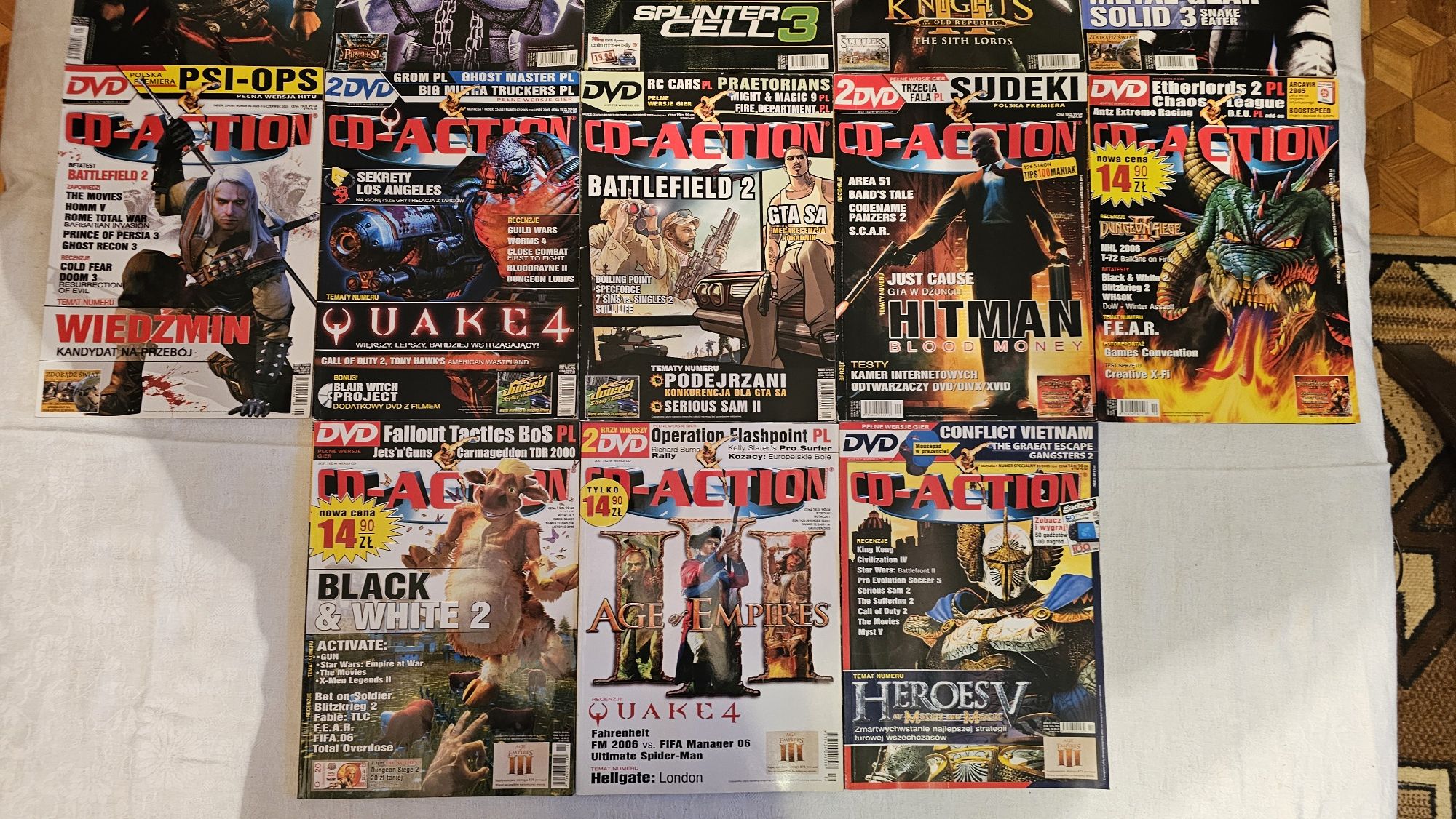 Sprzedam cały rocznik Cd-action z 2005 roku . 13 numerów .
