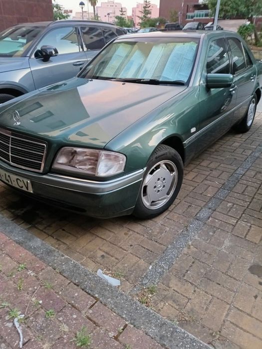 Mercedes-Benz C 180 Elegance
