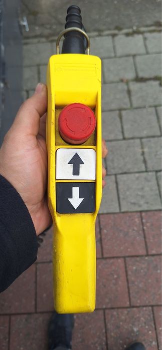 VW CRAFTER 2.0 TDI 160cv TRI-BASCULANTE SÓ 125.000km NOVA OPORTUNIDADE