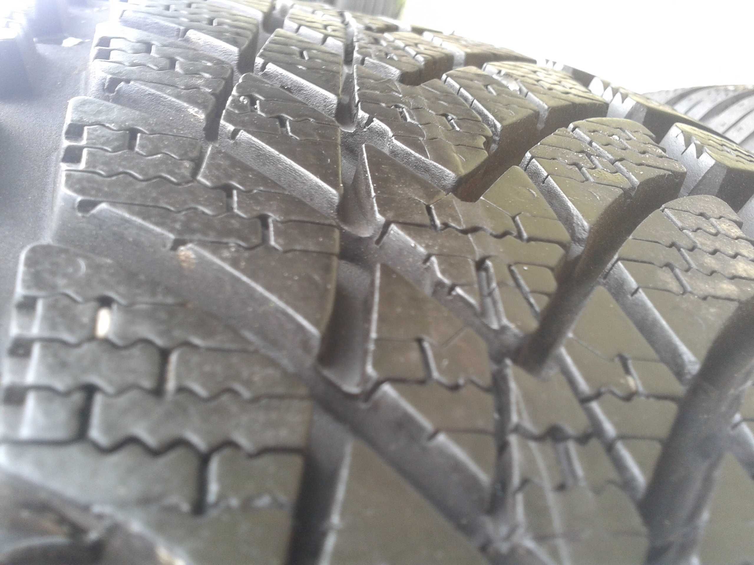 opony r17 dunlop 225 50 jak nowe 2022rok sp wintersport 4d mielec kpl