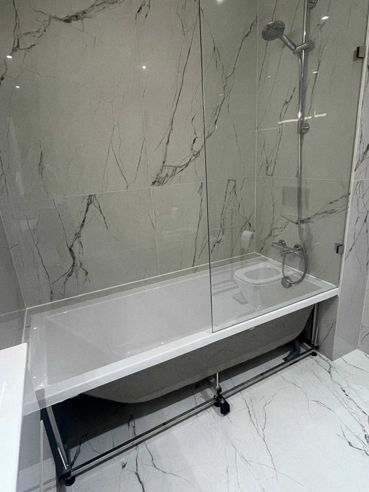 Banheira Sanitana + estrutura + resguardo frontal + vidro lateral