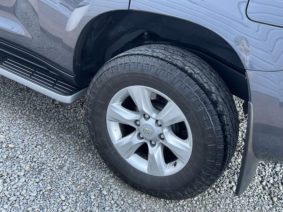 Toyota prado 150