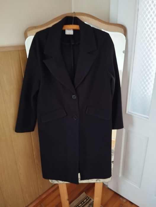 Пальто жіноче Bershka 50p.