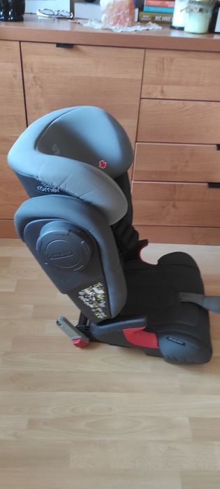 Britax Romer Kidfix II XP z systemem SafeGuard i osłonami! 15-36 kg