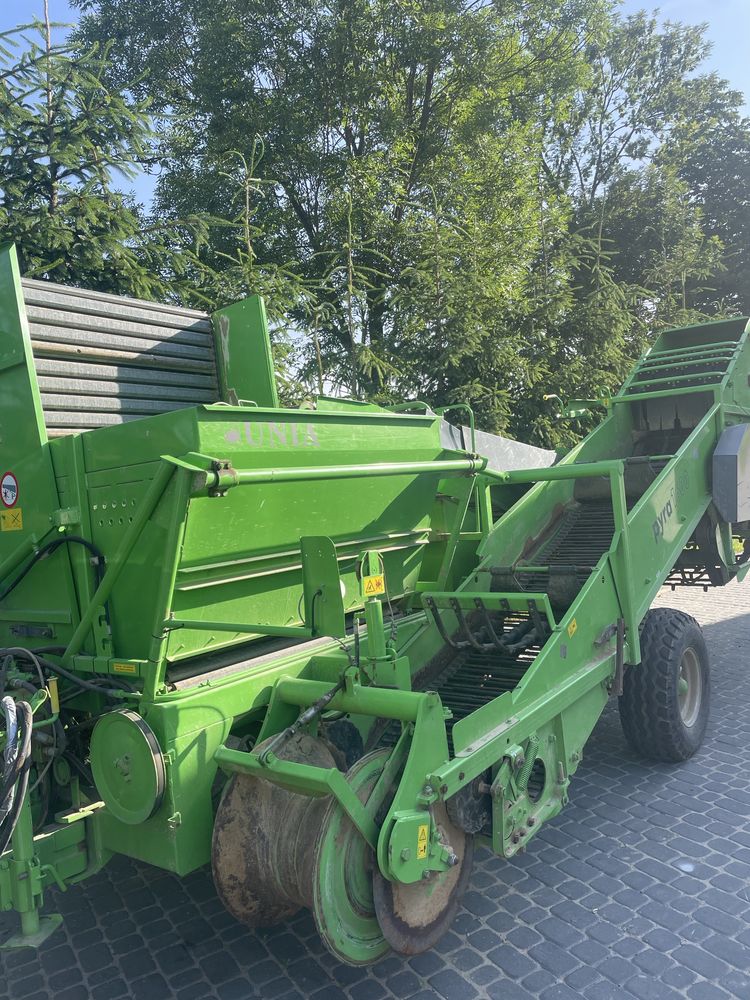 Kombajn ziemniaczany pyra 1600
