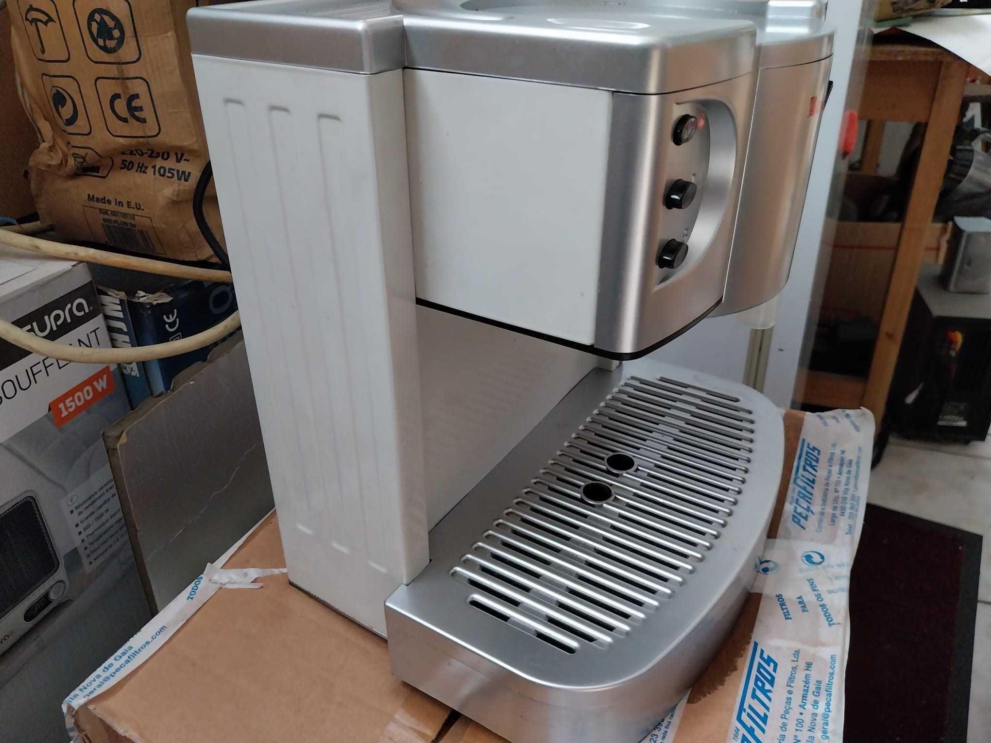 Máquina de Café Orima OR-5003A (sem manípulo)