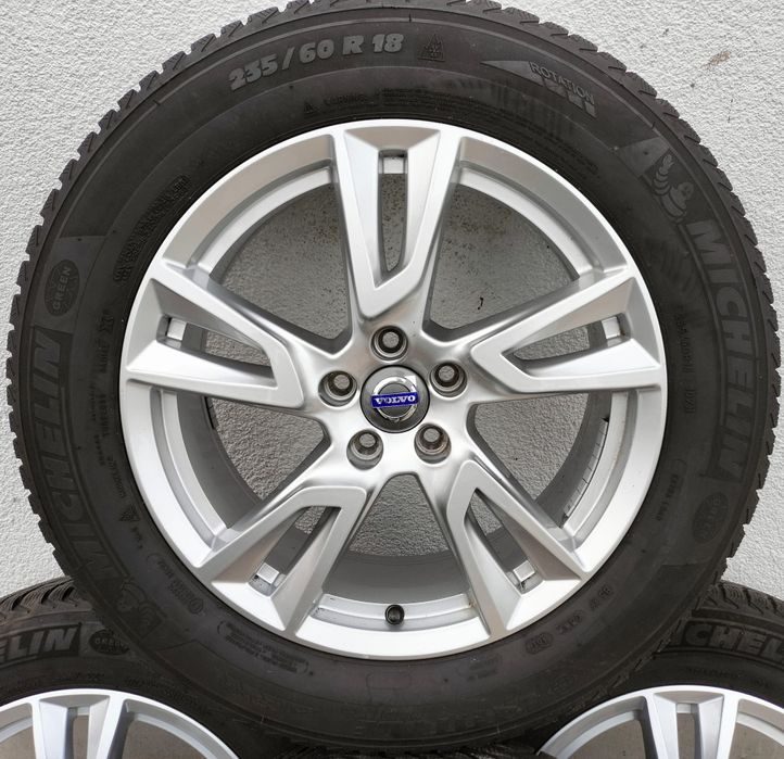 Felgi aluminiowe i opony zimowe Volvo XC60 XC90 7,5x18 ET52,5 5x108