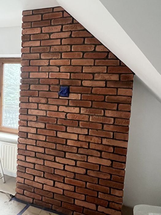 Nowe płytki z cegły rozbiórkowej