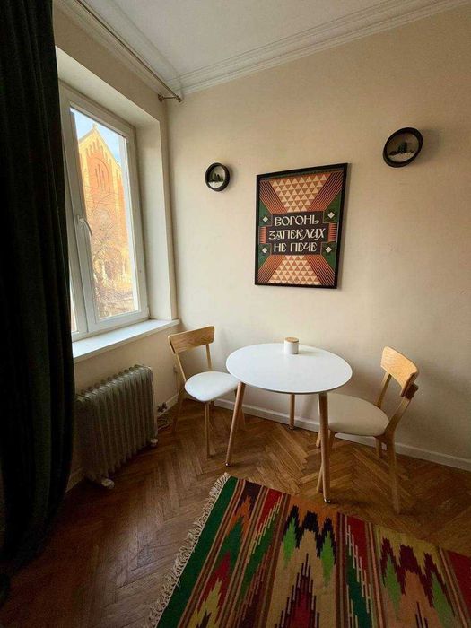 Здається смарт-квартира в ближньому центрі, вул. Лисенка