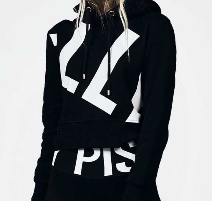 Hoodie. Дуже стильне худі з капюшоном.